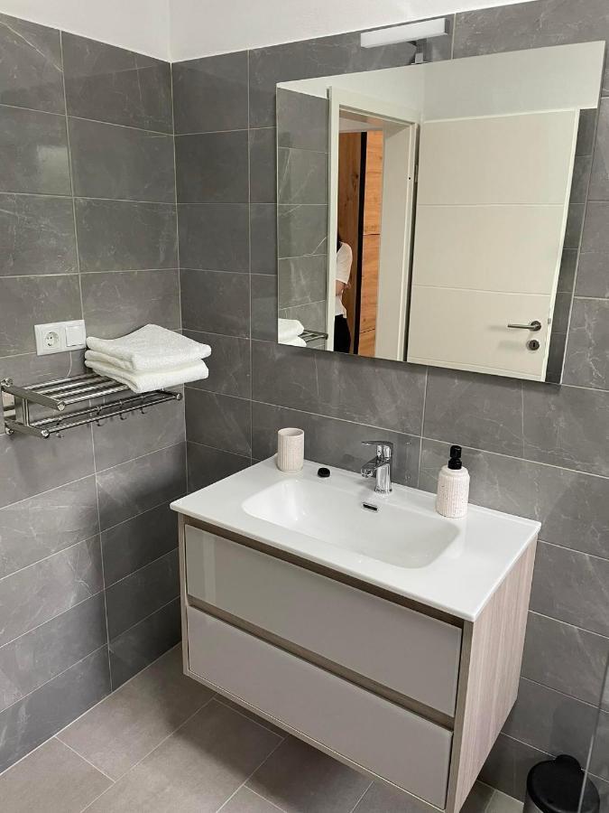 Apartman Ivanica Lukoran Luaran gambar