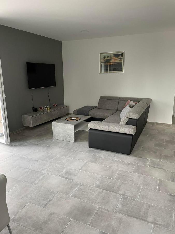 Apartman Ivanica Lukoran Luaran gambar